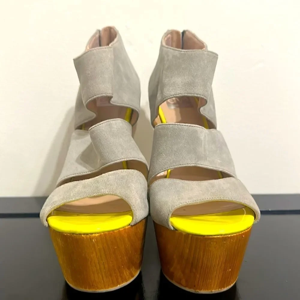 DV 8 Dolce Vita Gray Platform Leather Sandals Sz 9.5